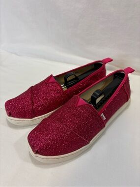 Toms Glitter Slip-On Flats in Hot Pink / Fuchsia SZ Y5 = W6.5 or W7
